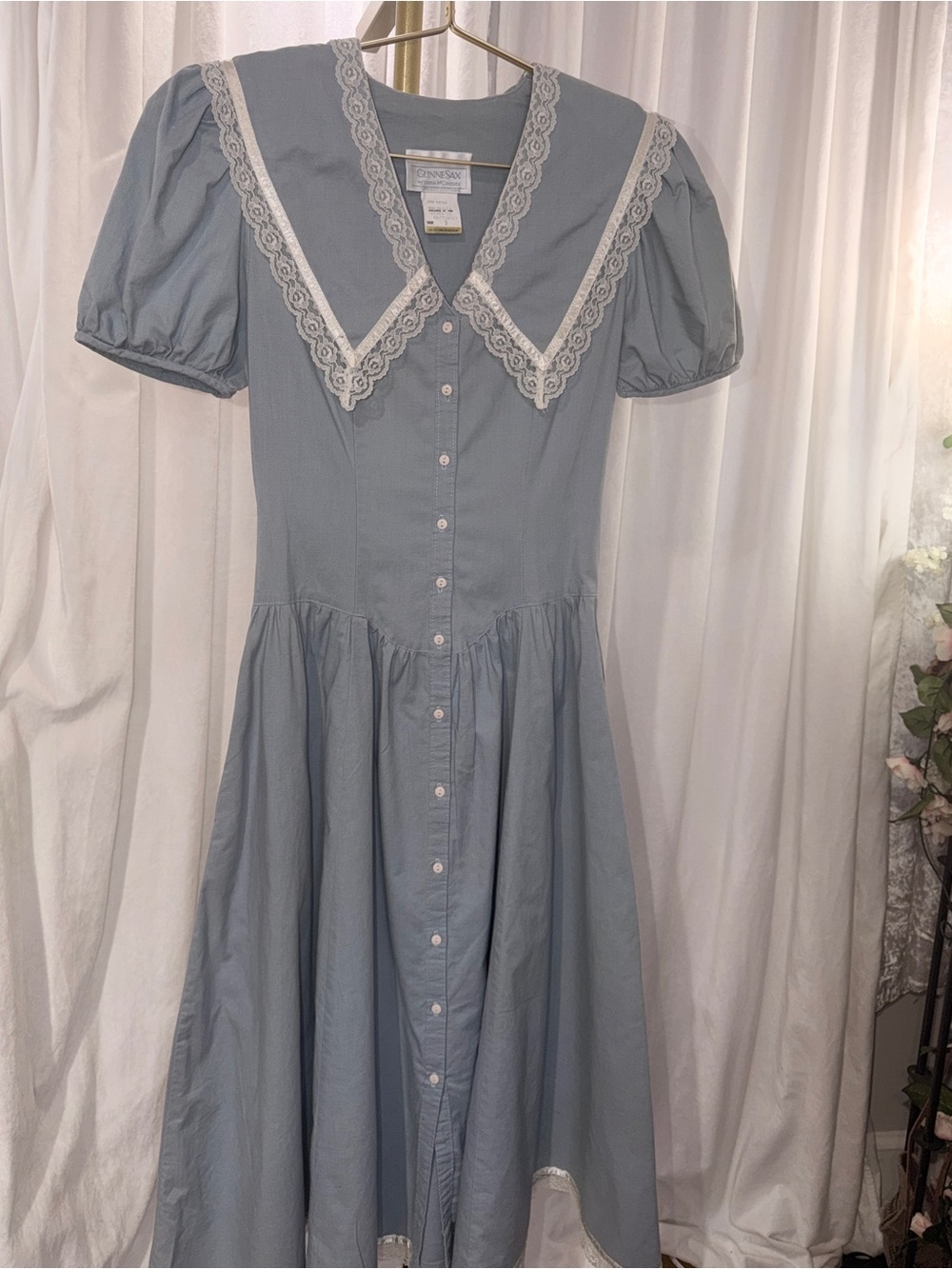 1980's Gunne Sax / Jessica McClintock White Cotton Lace-Trim Slip (Label View)